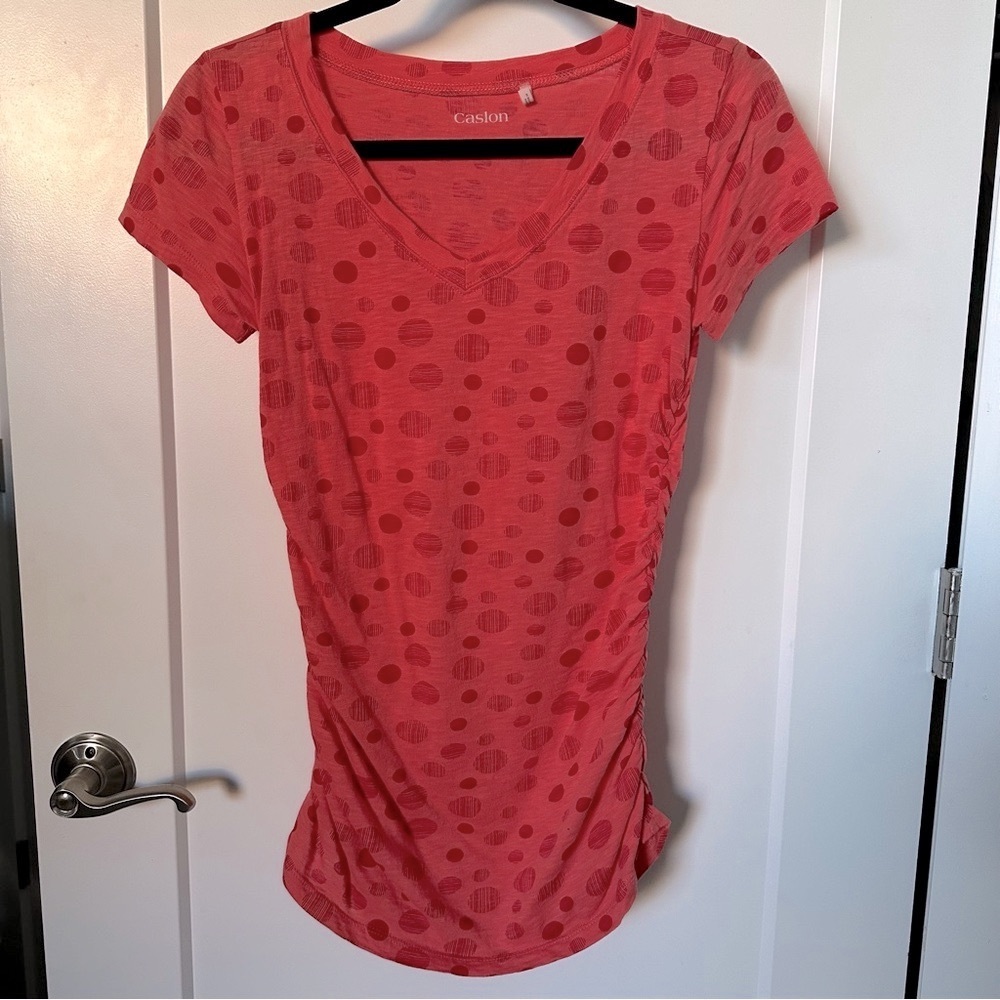 Caslon Orange Dotted Tee V-Neck Cotton Knit Top with Ruched Sides